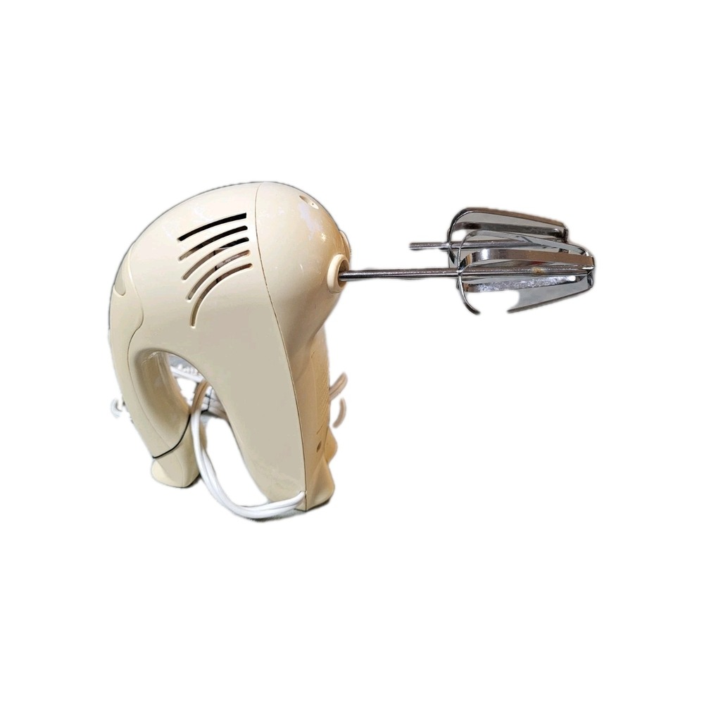 Toastmaster Mixer 1776 125W Six Speed‎ Hand Held